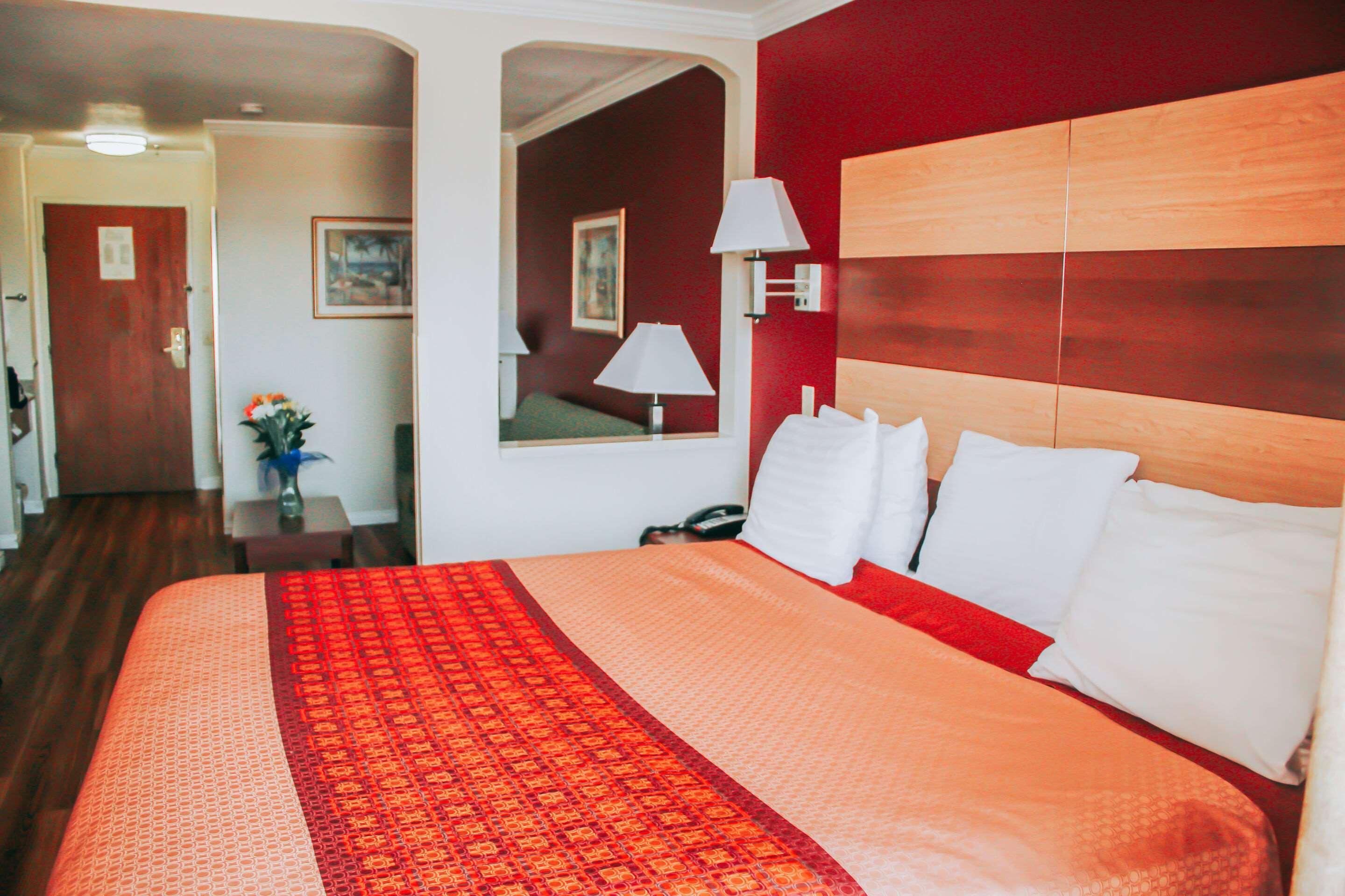 哈瓦苏湖城罗德威套房酒店 外观 照片